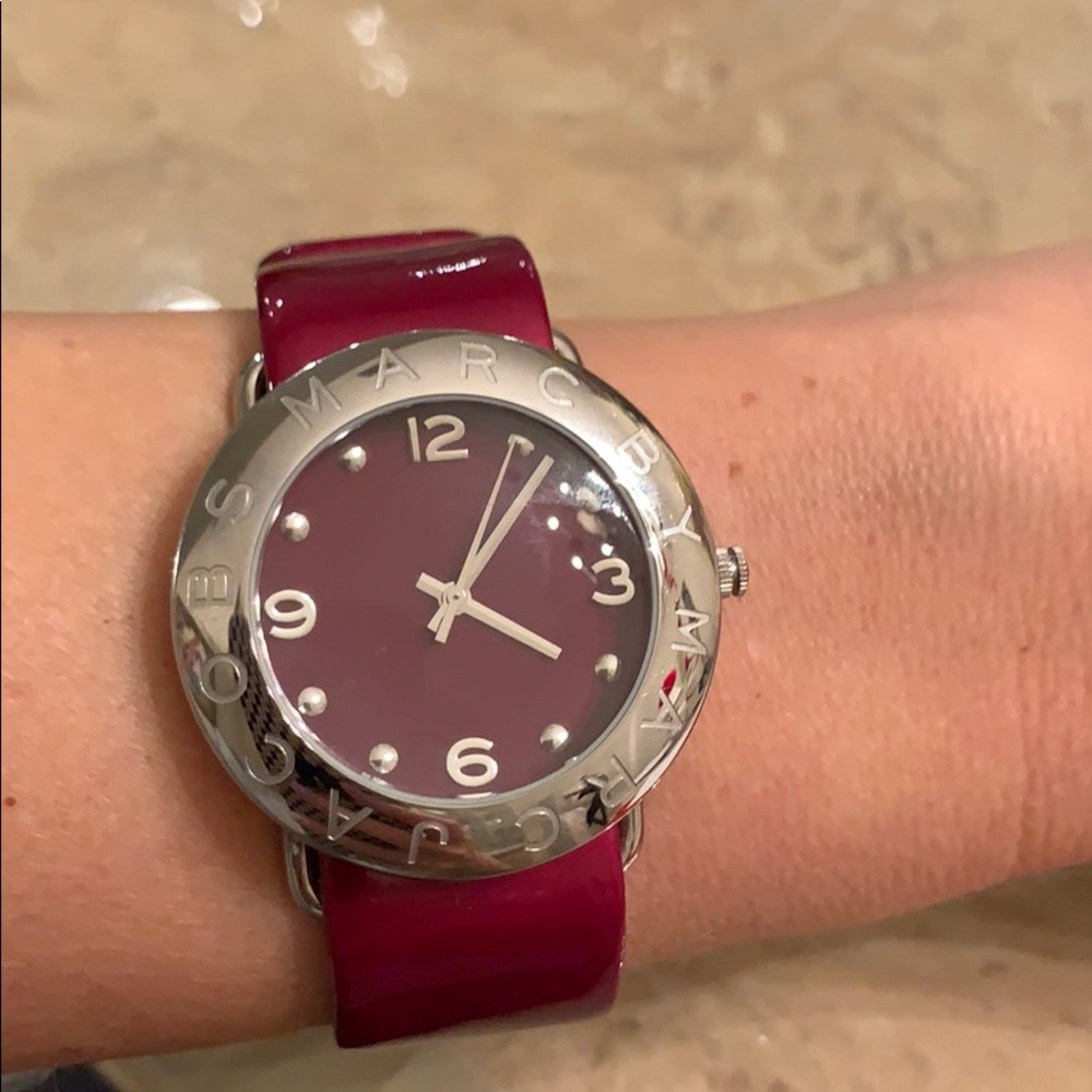 Marc Jacobs Watch - Picture 6 of 8